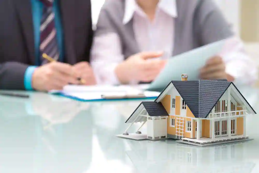 Selling Your House with a Leaseback Agreement: Pros and Cons